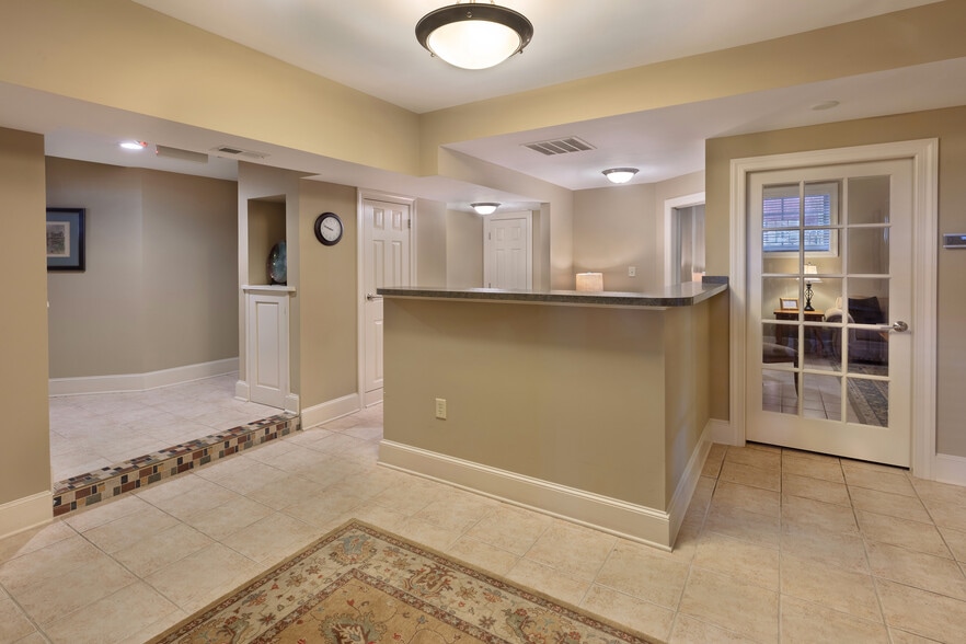 More Photos Of 116-120 Record St, Frederick Office Residential For Lease