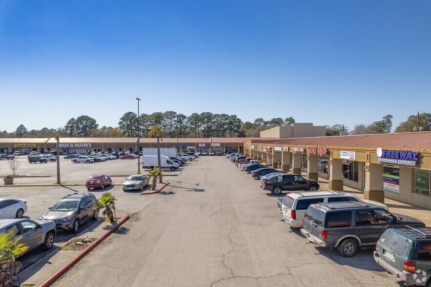 More Photos Of 2001-2017 Frazier St, Conroe Unknown For Sale