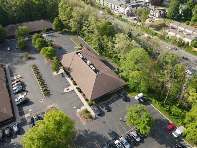 More Photos Of 170 Linden Oaks Dr, Rochester Office For Sale