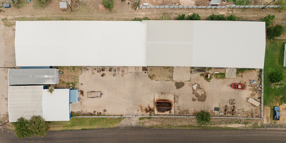 More Photos Of 12915 W County Road 122, Odessa Warehouse For Sale