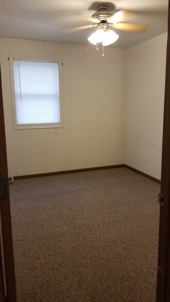 More Photos Of 230 S Dubuque St, Solon Multifamily For Sale