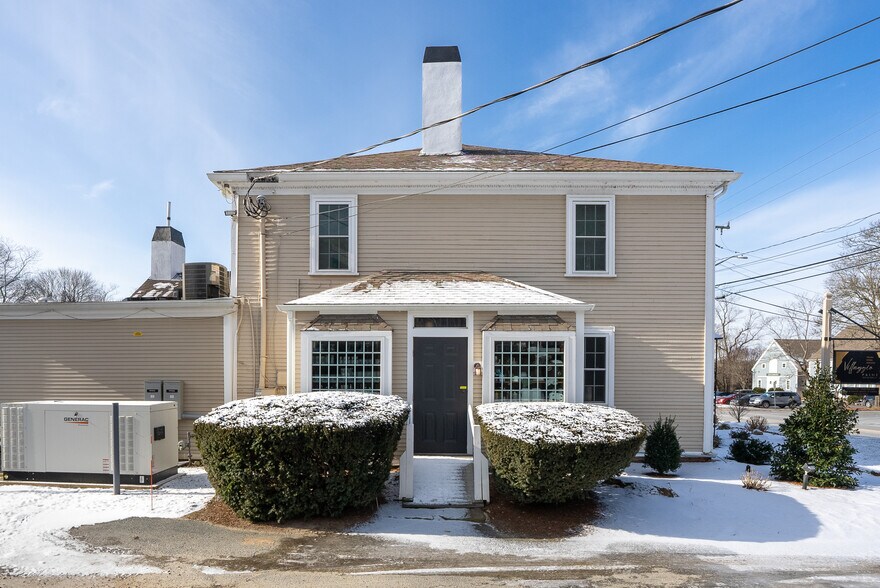 More Photos Of 4631 Falmouth Rd, Cotuit Restaurant For Sale