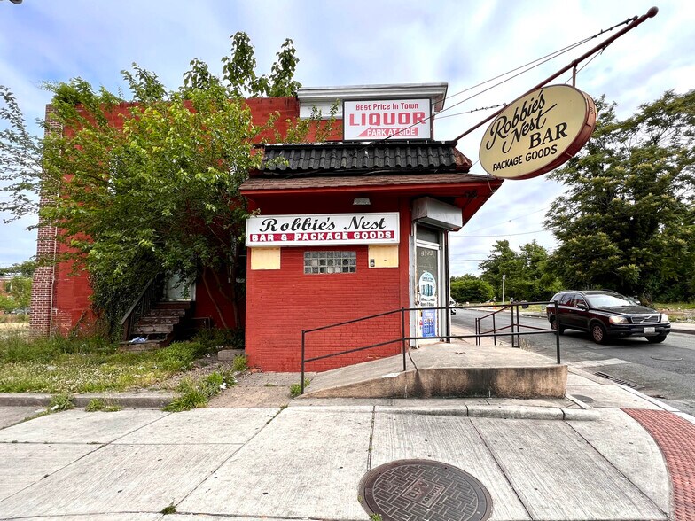 More Photos Of 2250 E North Ave, Baltimore Storefront Retail Residential For Sale