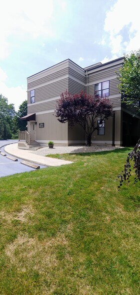 More Photos Of 555 Heritage Rd, Southbury Medical For Lease