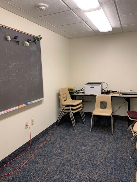 More Photos Of 641-651 Maple Ave, Hartford Office For Lease