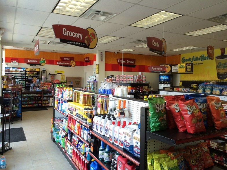 Primary Photo Of 2506 Lincoln Hwy, Trevose Service Station For Sale