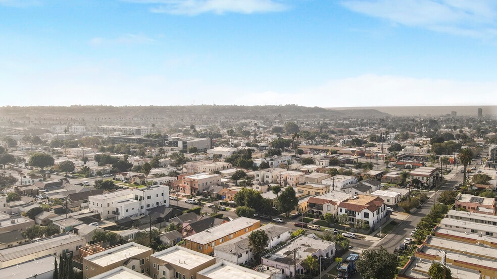 More Photos Of 2806 S Norton Ave, Los Angeles Multifamily For Sale