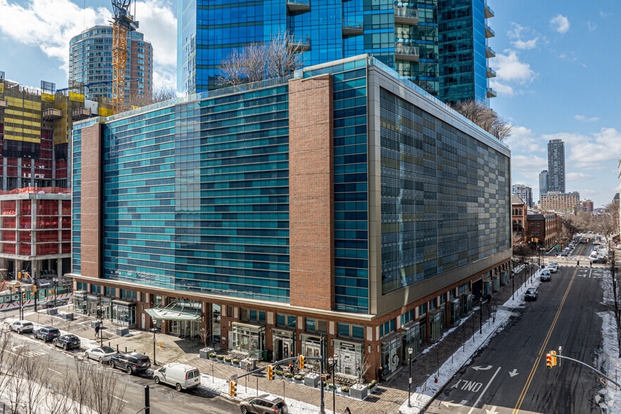 More Photos Of 77 HUDSON St, Jersey City Apartments For Sale