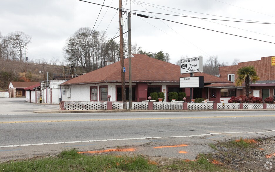 More Photos Of 1636 Atlanta Hwy, Gainesville Restaurant For Lease