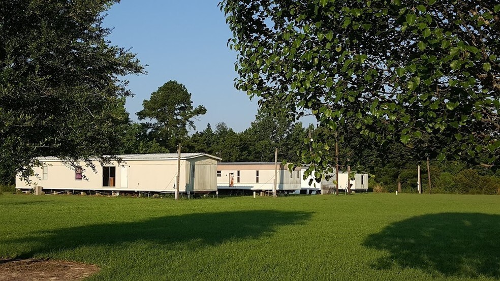 Primary Photo Of 15375 LA-190 Hwy, Leblanc Manufactured Housing Mobile Home Park For Sale
