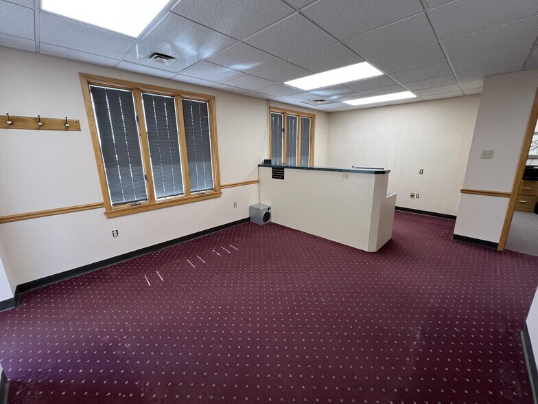 More Photos Of 155 Mount Pleasant Rd, West Newton Medical For Sale