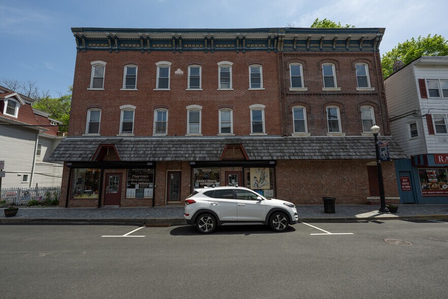 Primary Photo Of 36-42 Main St, Sussex Apartments For Sale