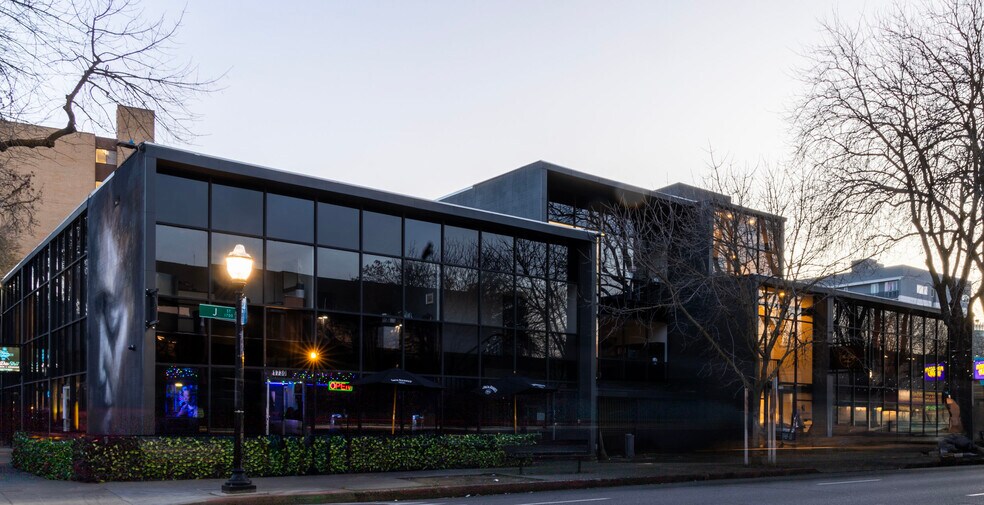More Photos Of 1722-1730 J St, Sacramento Office For Sale