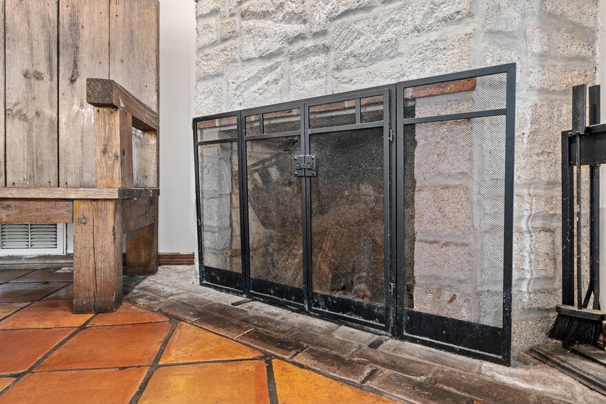 More Photos Of 22 Hypolita St, Saint Augustine Restaurant For Sale