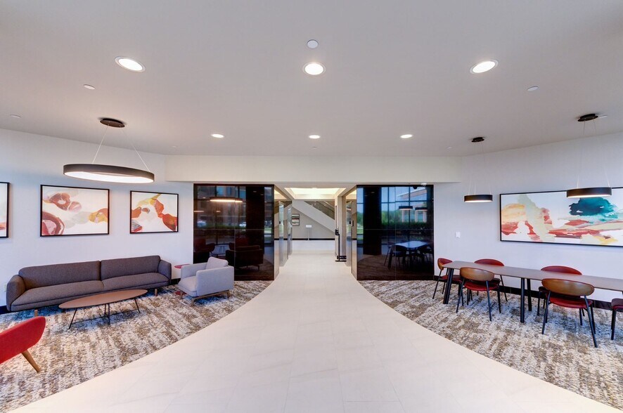 More Photos Of 701 Corporate Center Dr, Raleigh Unknown For Lease