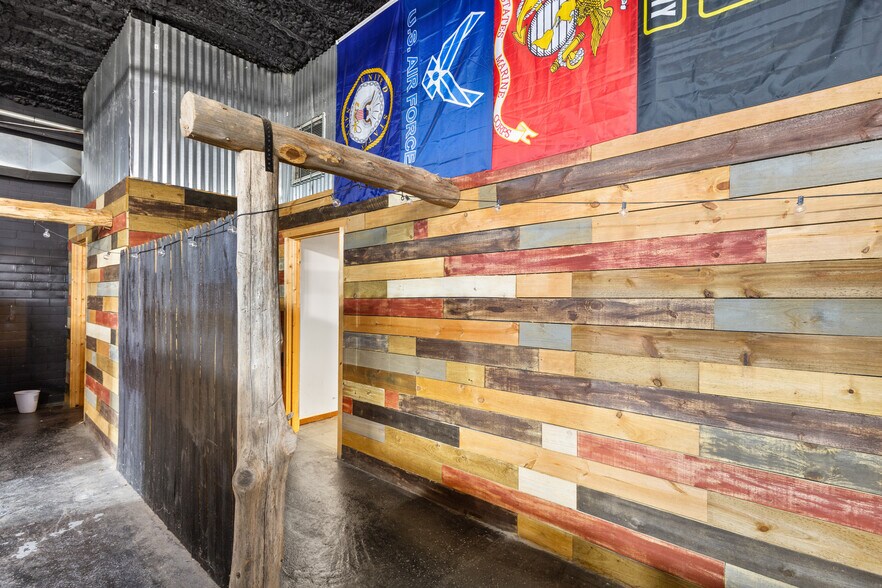 More Photos Of 367 State Highway 155 N, Gilmer Bar For Sale