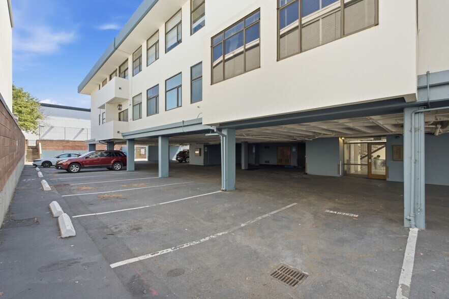 More Photos Of 6500 Fairmount Ave, El Cerrito Storefront Retail Office For Sale