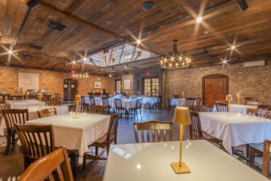 More Photos Of 151 E Church St, Anderson Hospitality For Sale
