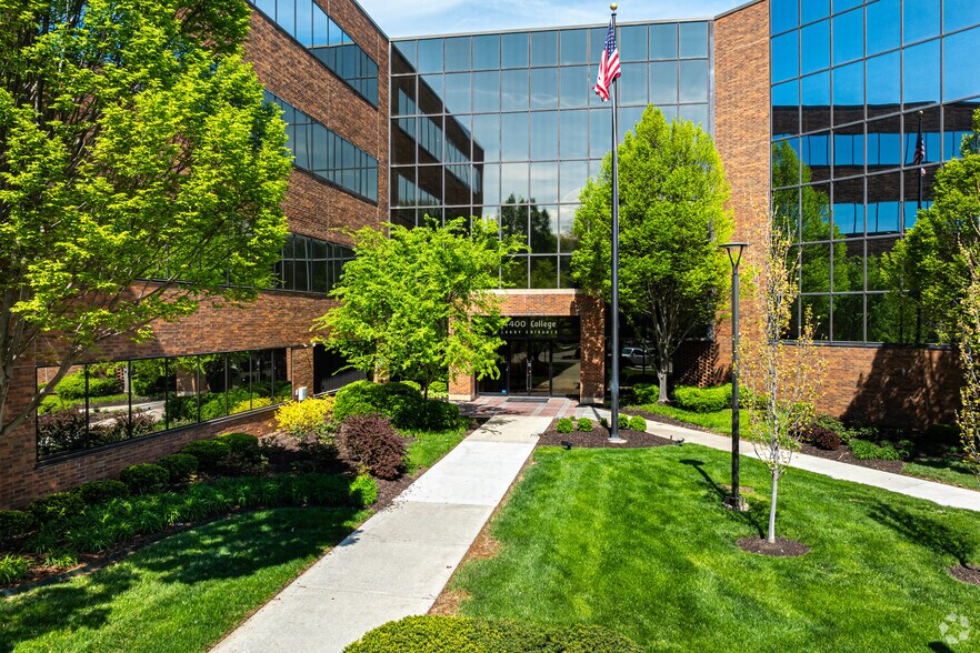 More Photos Of 4400 College Blvd, Overland Park Office For Lease