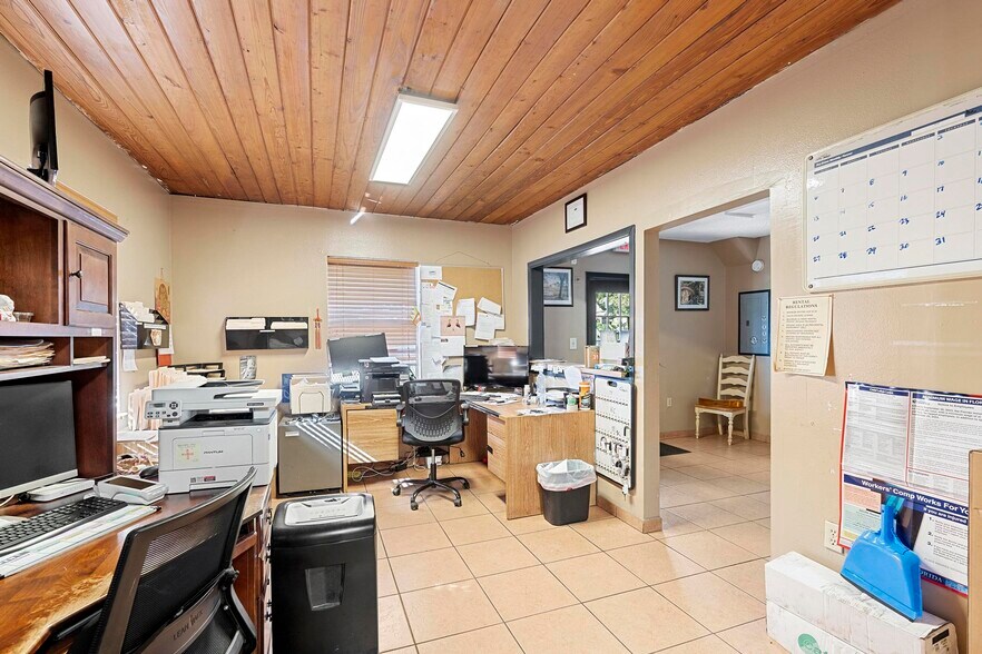 6307 Hansel Ave, Orlando, FL 32809 General Retail For Sale