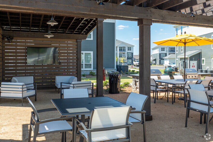 More Photos Of 400 Alex Ridge Dr, Fuquay Varina Apartments For Lease