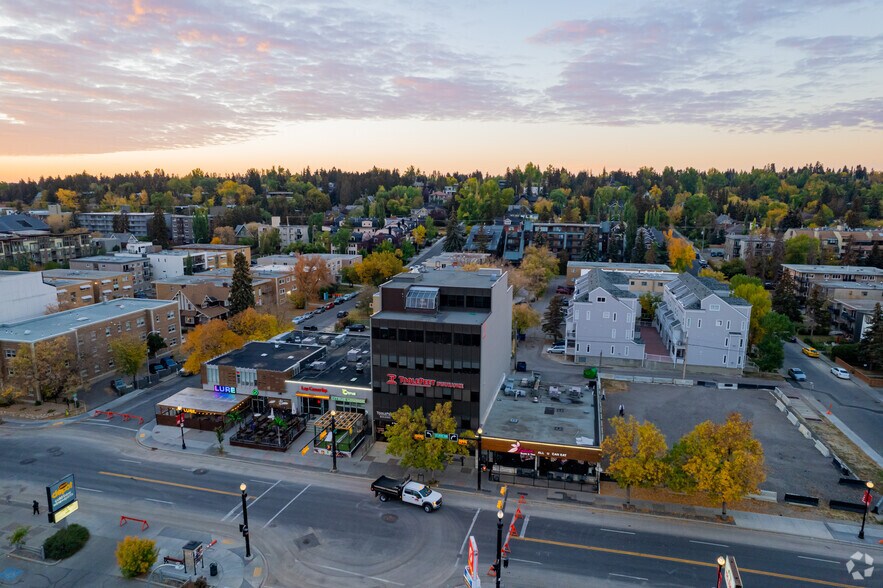 More Photos Of 1135 17th Ave SW, Calgary Medical For Lease