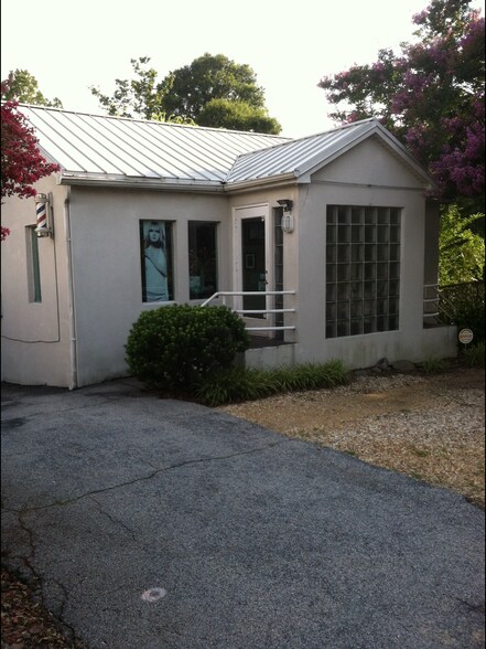 More Photos Of 4 Beck St NW, Atlanta Storefront Retail Office For Sale