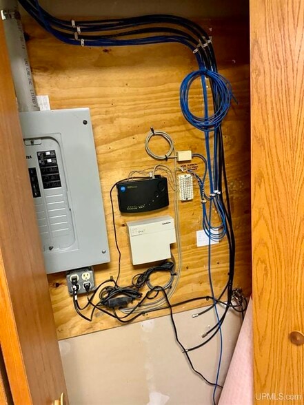 More Photos Of 601 W Munising Ave, Munising Medical For Sale