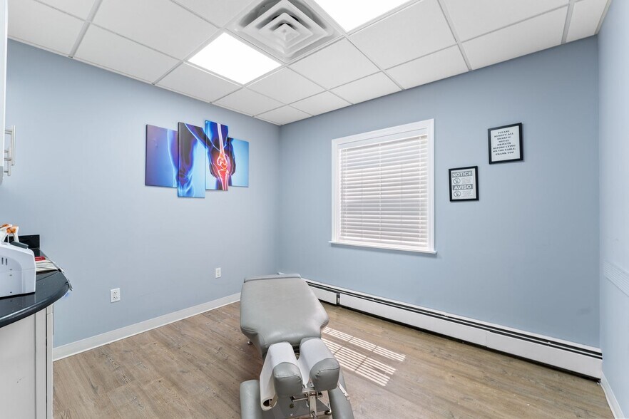 More Photos Of 1115 Clifton Ave, Clifton Medical For Lease