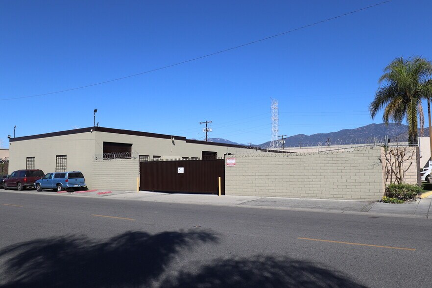 More Photos Of 14708-14726 Arrow Hwy, Baldwin Park Service For Lease