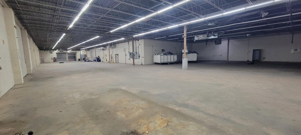 More Photos Of 10710 Tucker St, Beltsville Warehouse For Sale