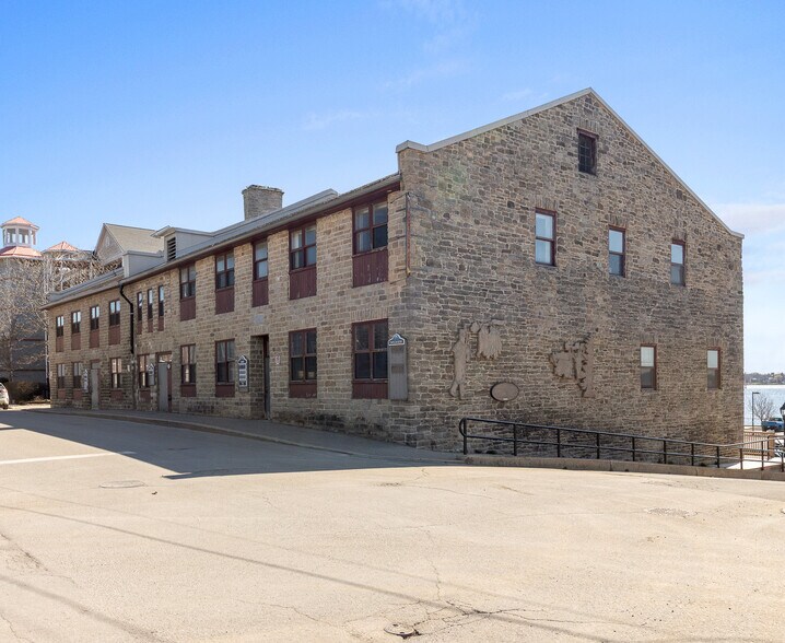 More Photos Of 193-197 Water St, Prescott Office For Sale