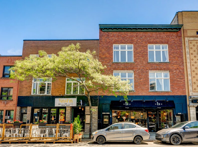 More Photos Of 2470-2472 Rue Notre-Dame O, Montréal Storefront Retail Residential For Lease