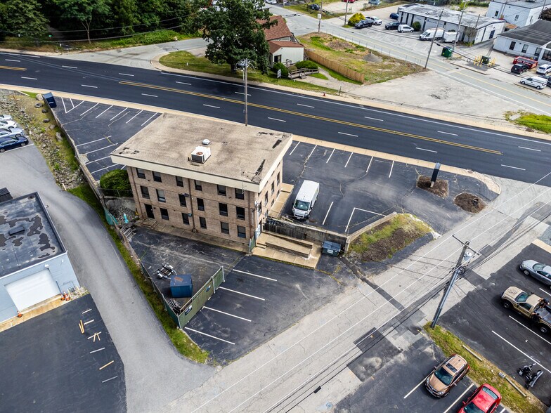 More Photos Of 55 Jefferson Blvd, Warwick Office For Sale