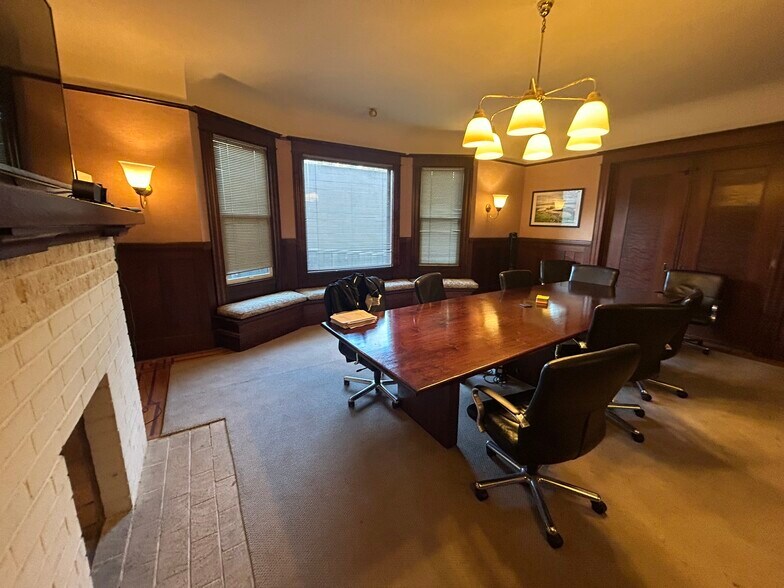 More Photos Of 1410 Jackson St, Oakland Office For Sale