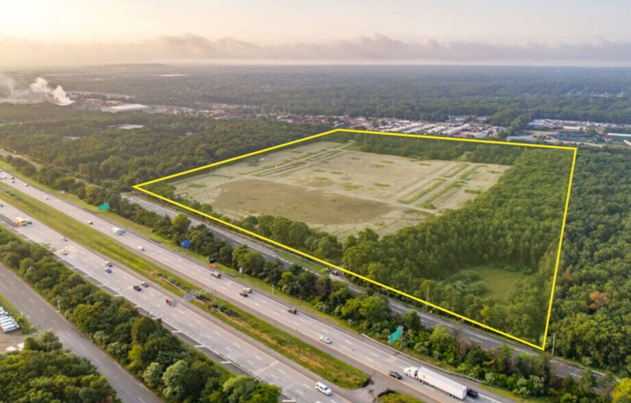 More Photos Of 440 S Expressway Dr, Medford Land For Sale