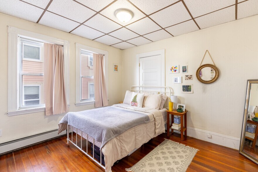 More Photos Of 8-14 Craigie St, Somerville Apartments For Sale