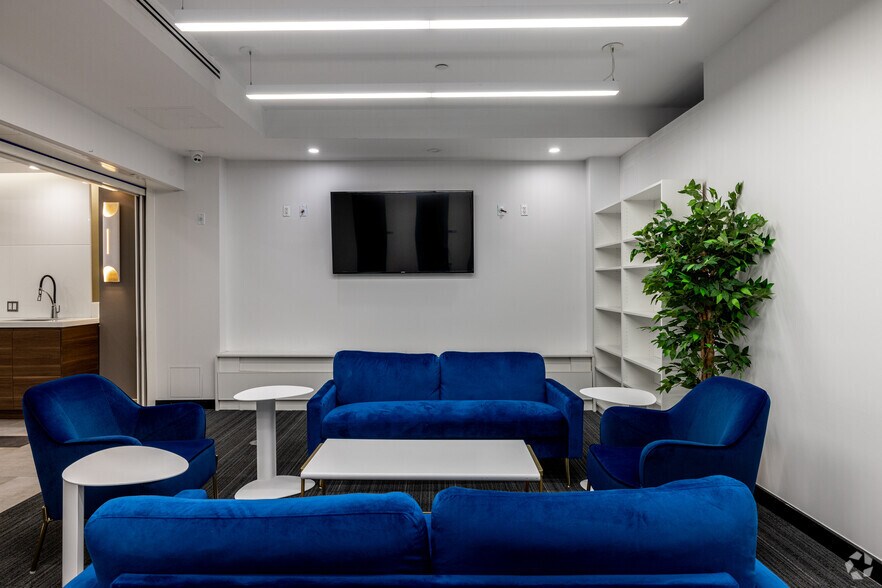 More Photos Of 15 W 38th St, New York Coworking Space