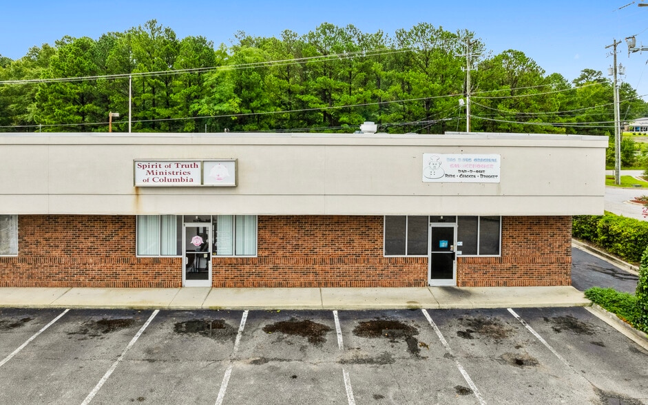 More Photos Of 8604 Farrow Rd, Columbia General Retail For Sale