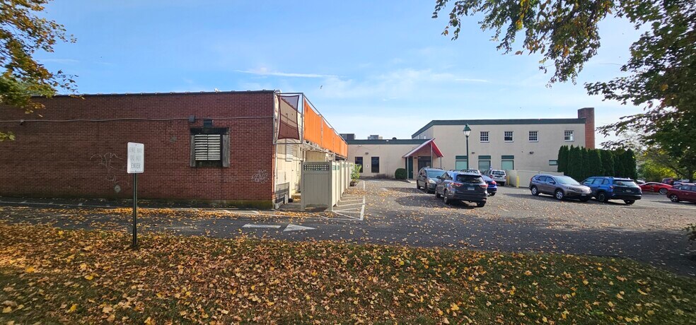 More Photos Of 41-47 Main St, New Milford, Ct, New Milford Storefront Retail Office For Sale