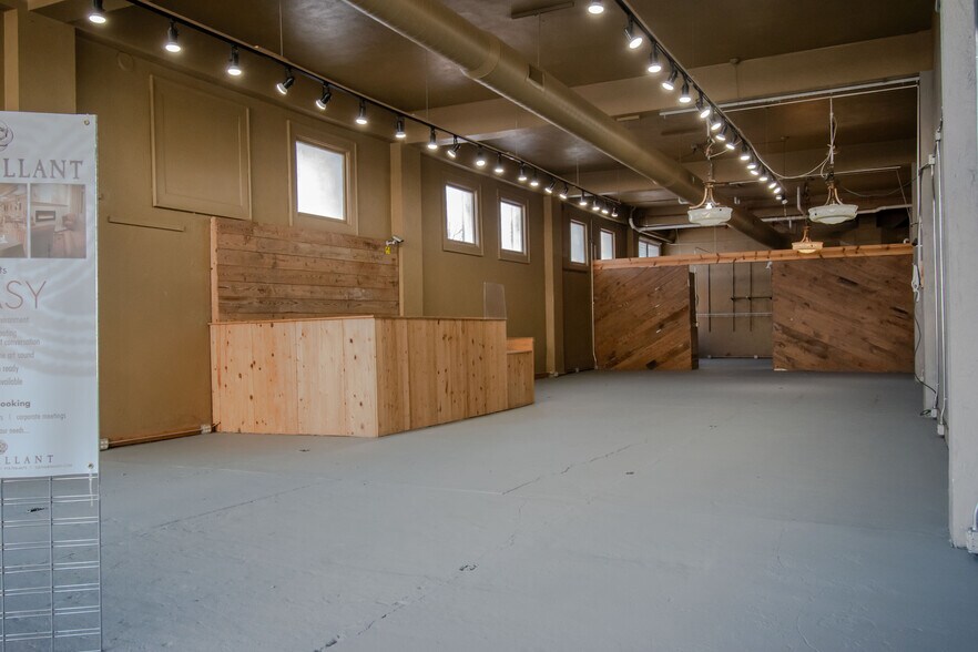 More Photos Of 322 E Don Tyler Ave, Dewey Storefront For Sale