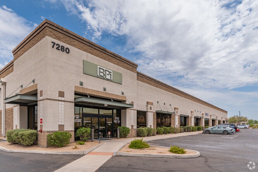 Primary Photo Of 7280 N Glen Harbor Blvd, Glendale Warehouse For Lease