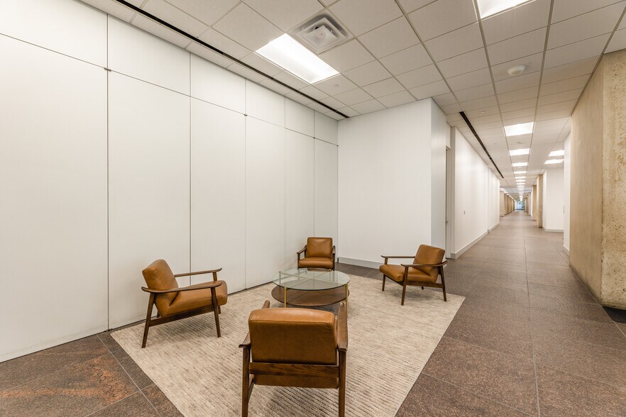 More Photos Of 6500 West Loop South, Bellaire Medical For Lease