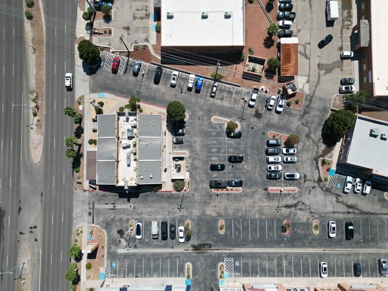 More Photos Of 4001 N Mesa St, El Paso Freestanding For Sale