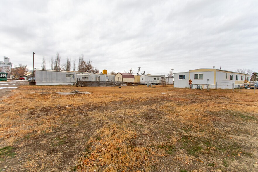 More Photos Of 309 S Minnesota St, Conrad Manufactured Housing Mobile Home Park For Sale