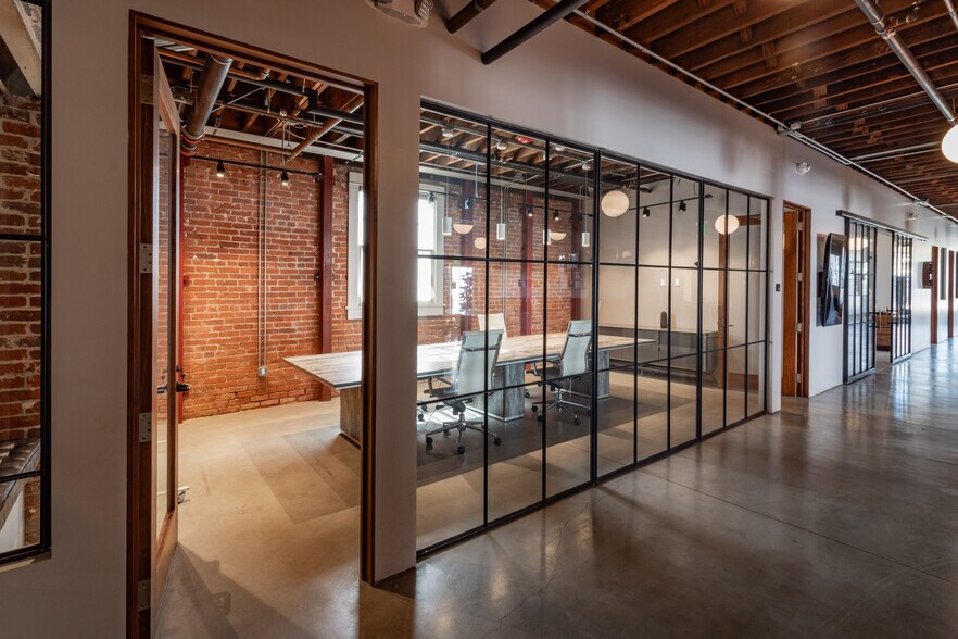 More Photos Of 759 N Spring St, Los Angeles Loft Creative Space For Lease