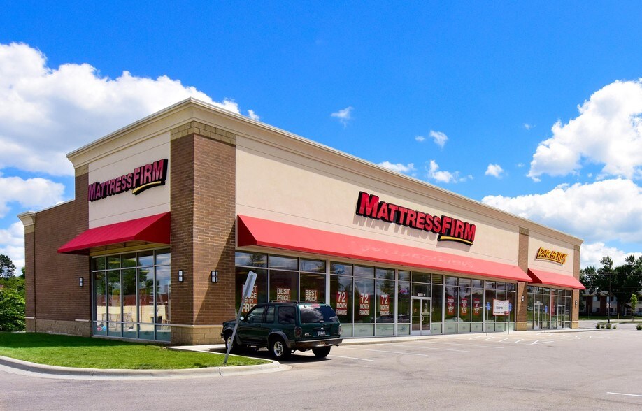 Primary Photo Of 4107 Highway 52 N, Rochester Freestanding For Sale