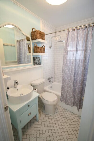 More Photos Of , Fort Lauderdale Unknown For Sale
