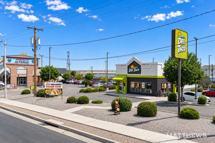 More Photos Of 1525 Coors Blvd NW, Albuquerque Fast Food For Sale