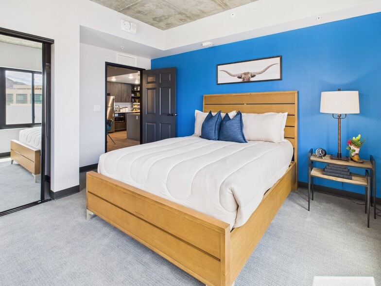 More Photos Of 215-219 S Water St, Henderson Apartments For Sale